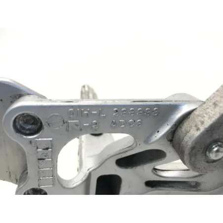 Platine avant gauche SUZUKI GSXR 750 2008-2010