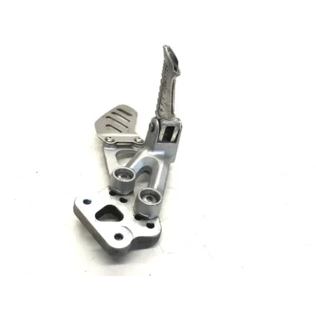 Platine avant gauche SUZUKI GSXR 750 2008-2010