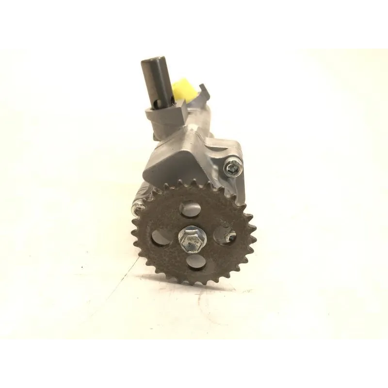 Pompe a huile SUZUKI GSXR 750 2008-2010