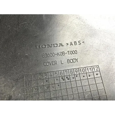 Cache carenage coque arriere gauche HONDA NSS 300 2018-2020 FORZA