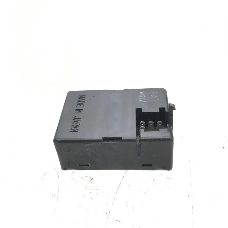 Relais boitier electrique HONDA CBX 750 F 1984-1987