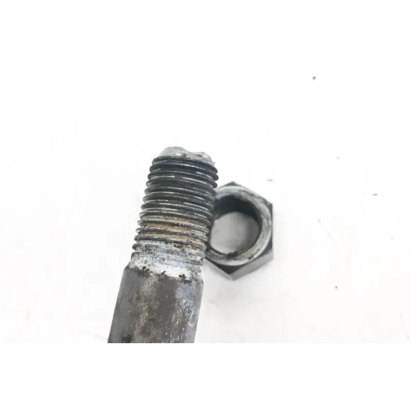 Axe de roue avant YAMAHA TW 125 2002-2006
