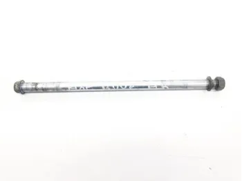 Axe de roue arriere YAMAHA TW 125 2002-2006