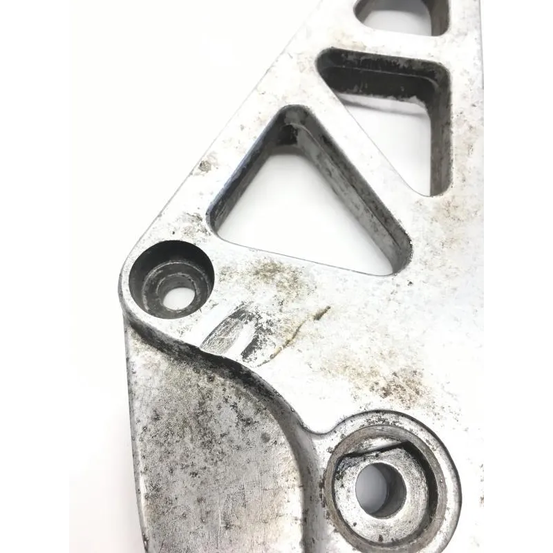 Platine arriere gauche HONDA VF 400 F 1983-1984