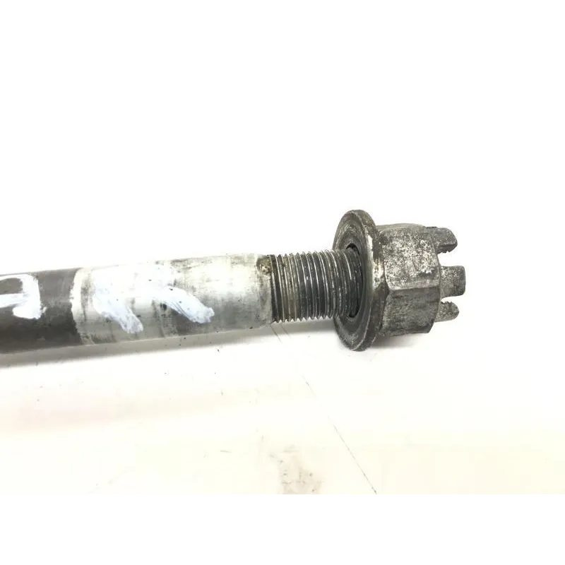 Axe de roue arriere KAWASAKI ER6 650 2006-2008 N