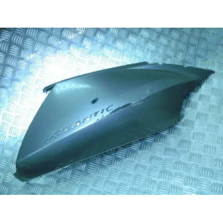 Cache carenage coque arriere droit APRILIA ATLANTIC 125 2003-2005