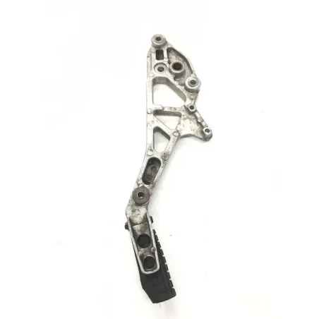 Platine et repose pieds arriere droit HONDA VF 400 F 1983-1984