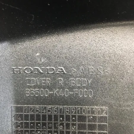 Cache carenage coque arriere droit HONDA NSS 125 2017-2018 FORZA