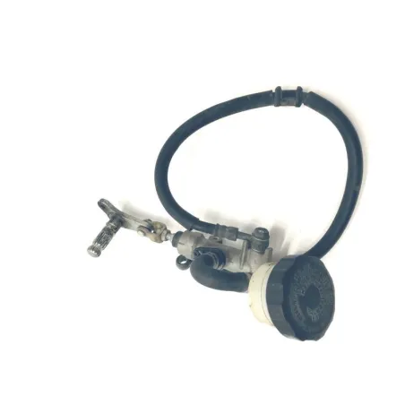 Maitre cylindre frein arriere SUZUKI GSX F 750 1998-2001