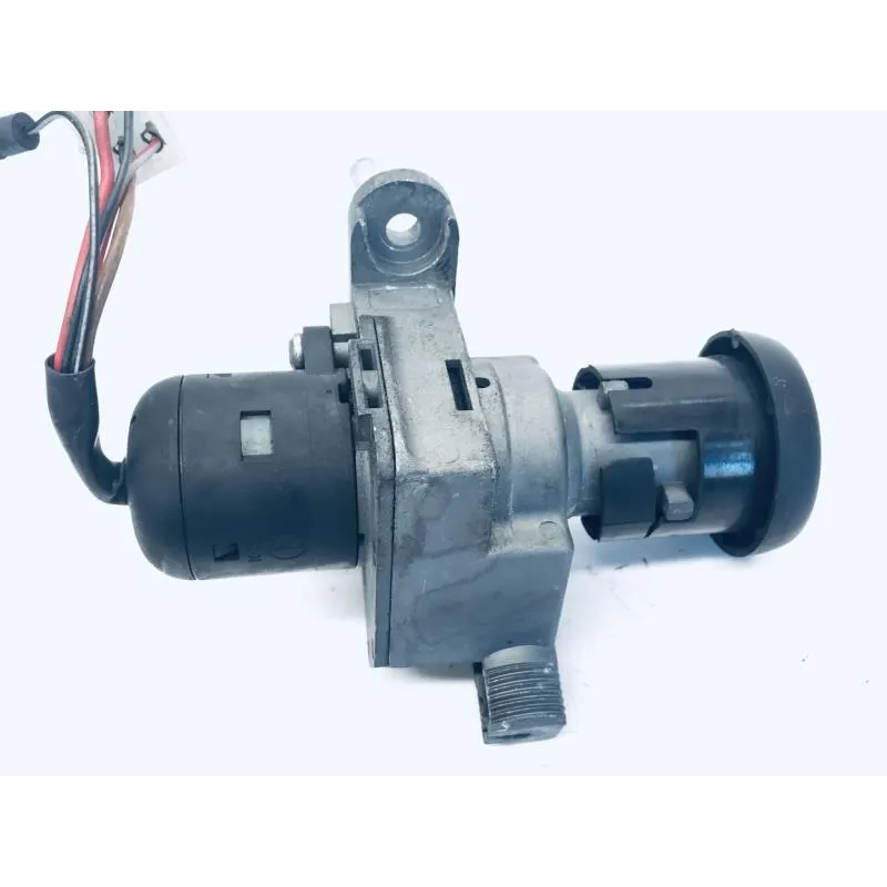 Serrure contacteur a cle YAMAHA YP 125 2007-2009 MAJESTY