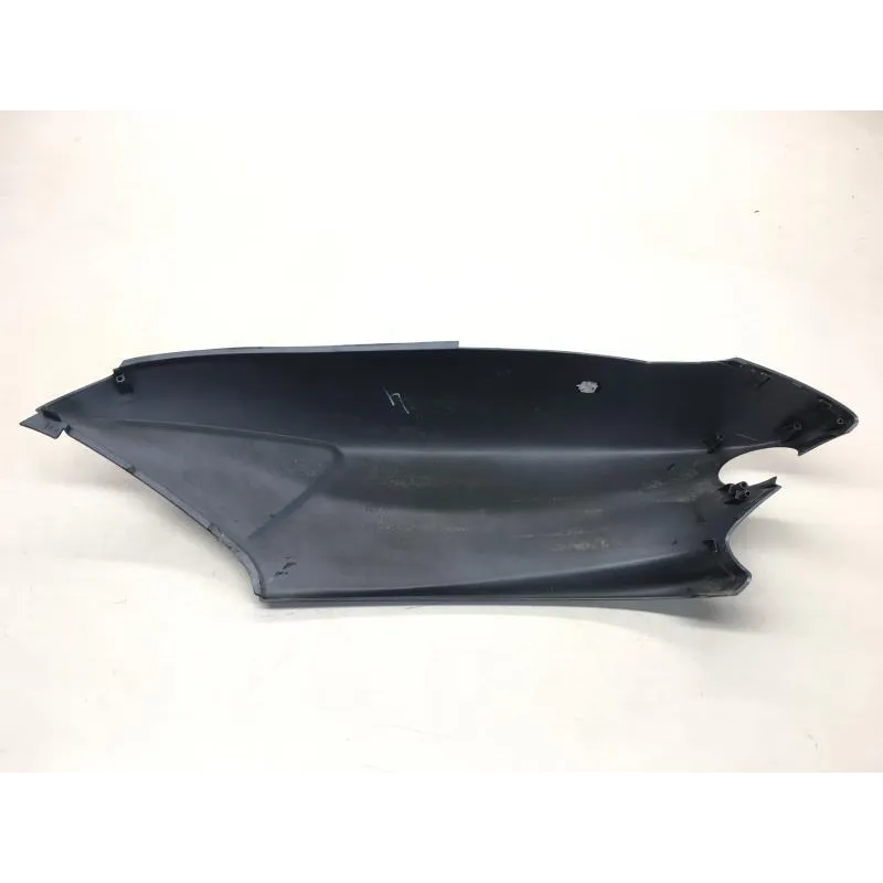 Cache carenage coque arriere droit MBK YP 125 2007-2009 SKYLINER