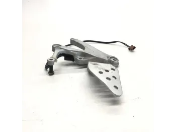 Platine avant droite YAMAHA YZF 600 2001-2002 R6