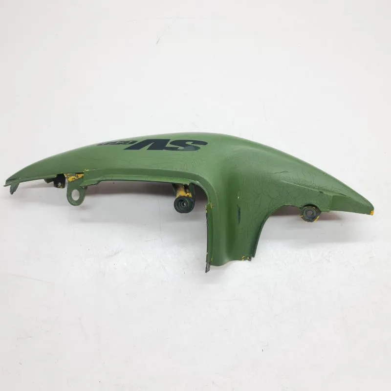 Cache carenage coque arriere gauche SUZUKI SV 650 1999-2001