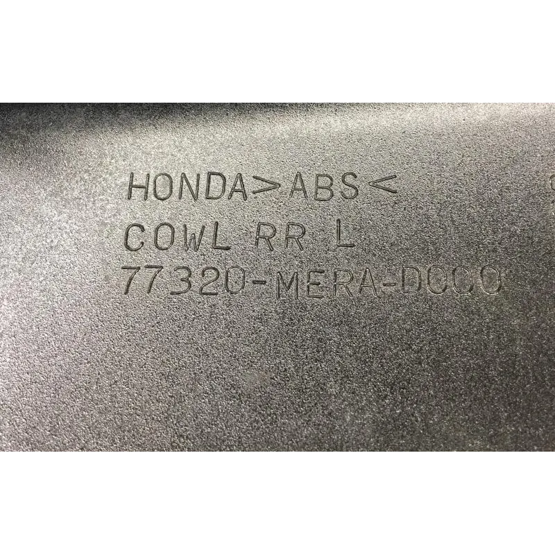 Cache carenage coque arriere gauche HONDA CBF 1000 2006-2010