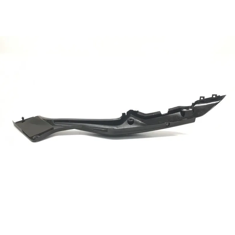 Cache carenage coque arriere droit HONDA CBR 125 R 2004-2006