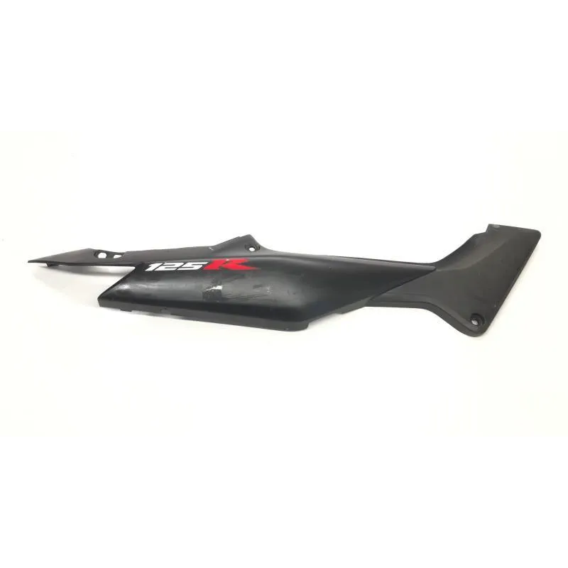Cache carenage coque arriere droit HONDA CBR 125 R 2004-2006