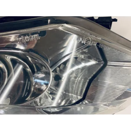 Optique avant droit (feux)(phare) PEUGEOT SATELIS 250 2006-2011