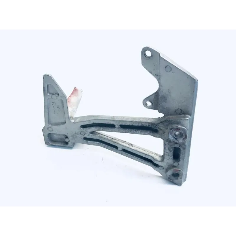 Platine arriere gauche SUZUKI GSF 400 1991-1993 BANDIT