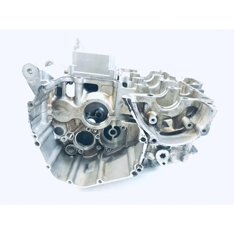 Carter moteur SUZUKI GSXR 1000 2001-2002