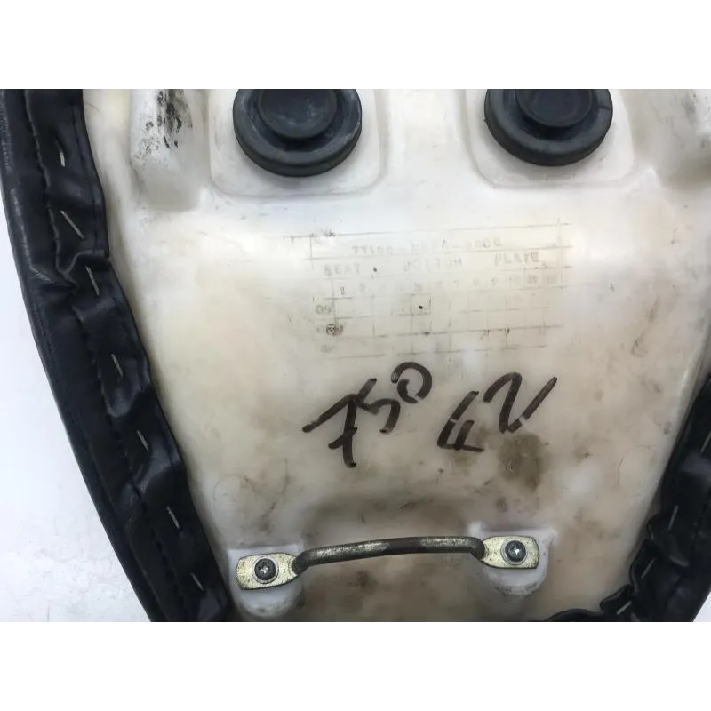 Selle HONDA VF 750 F 1983-1984