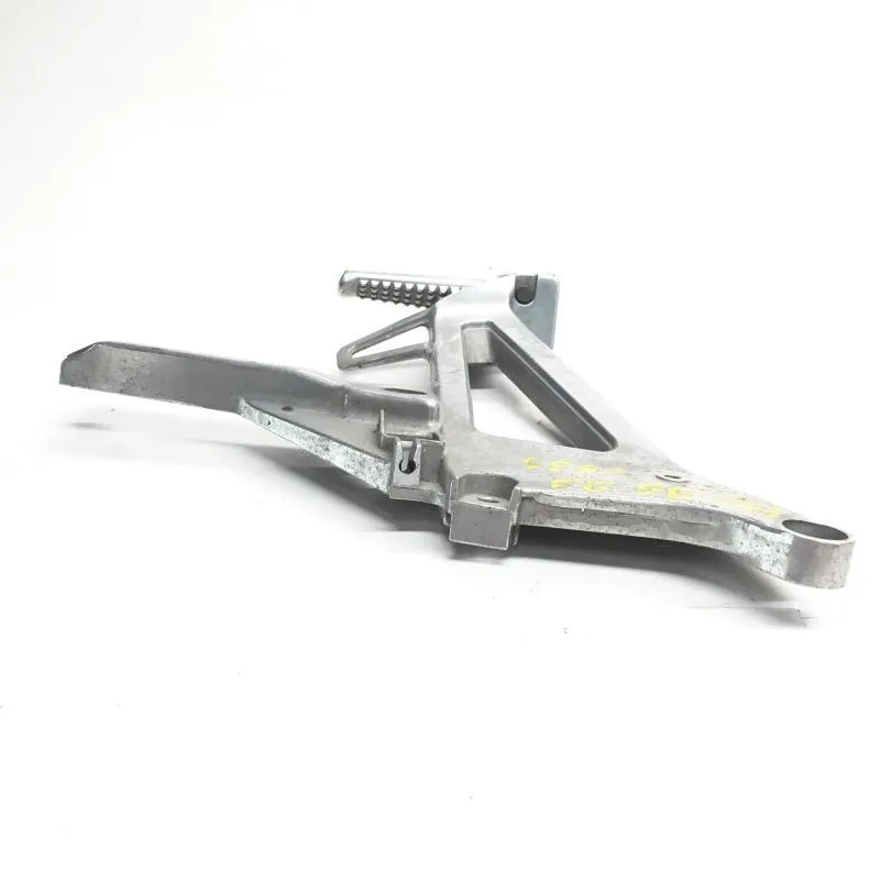 Platine et repose pieds arriere gauche HONDA VFR F 750 1990-1993