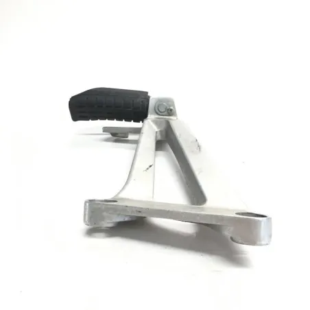 Platine et repose pieds arriere gauche HONDA CBR 125 R 2004-2006