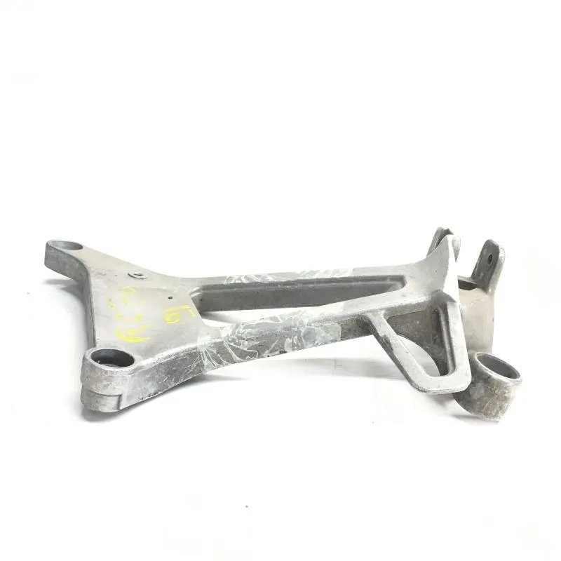 Platine arriere droite HONDA VFR F 750 1990-1993