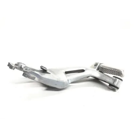 Platine et repose pieds arriere droit HONDA CBR 1100 XX 1999-2007