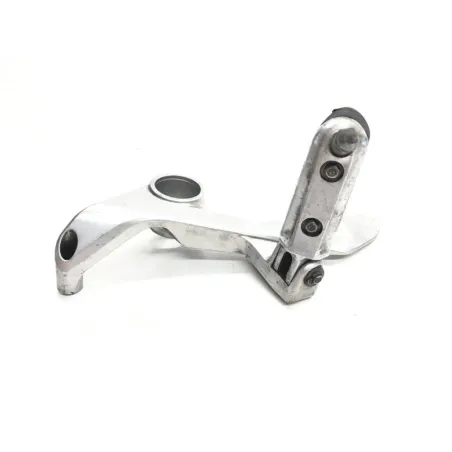 Platine et repose pieds arriere gauche HONDA VFR 800 FI 2000-2001