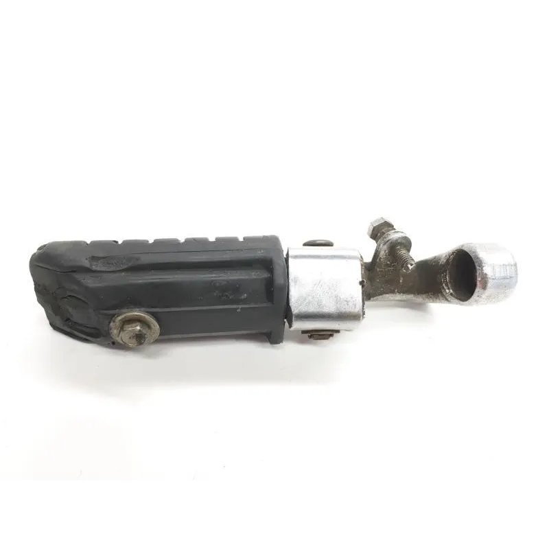 Platine et repose pieds arriere droit HONDA CBX 650 E 1983-1984