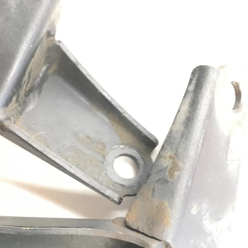 Support moteur HONDA CBR 125 R 2004-2006