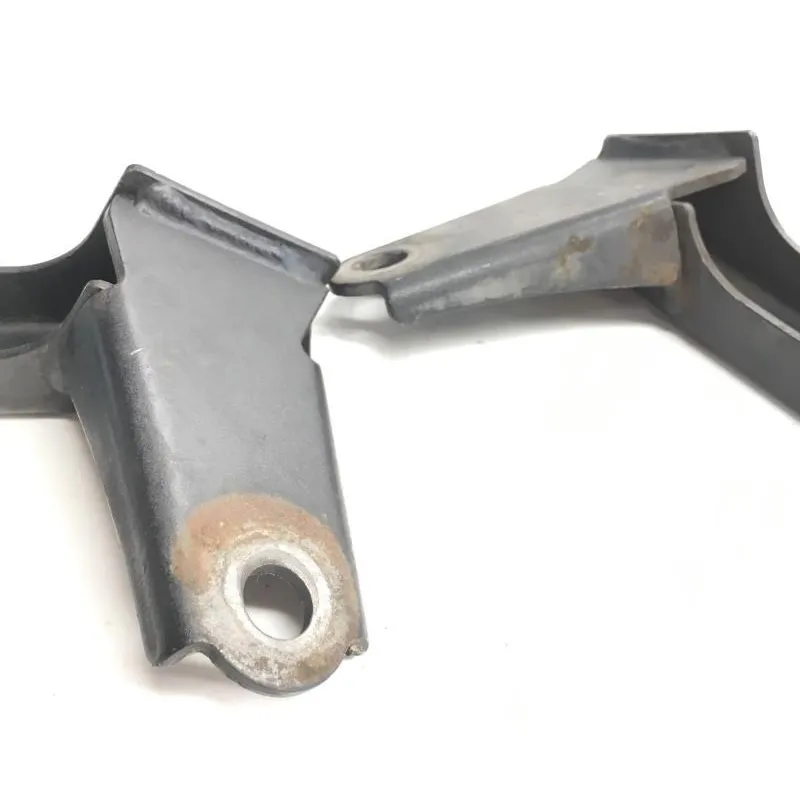 Support moteur HONDA CBR 125 R 2004-2006