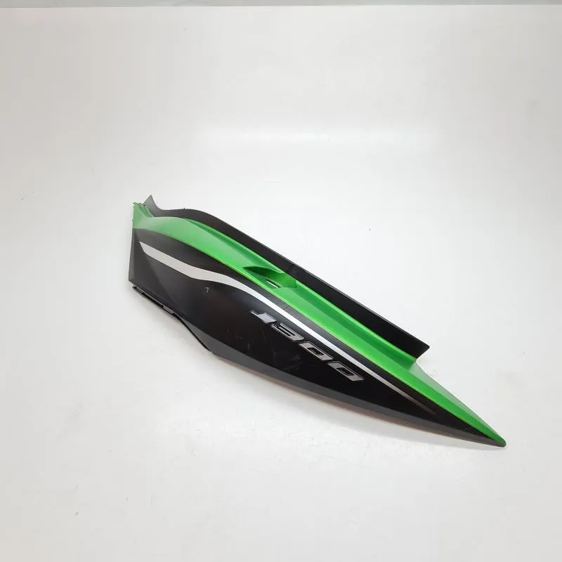 Cache carenage coque arriere gauche KAWASAKI J 300 2017-2018