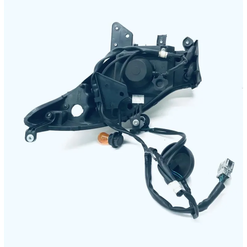 Optique avant gauche (feux)(phare) HONDA FES 125 2007-2013 S-WING