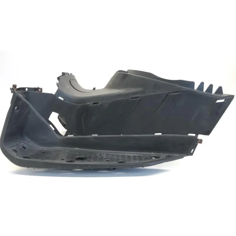 Cache carenage central marche pieds plancher YAMAHA YPR 125 2006-2009 XMAX