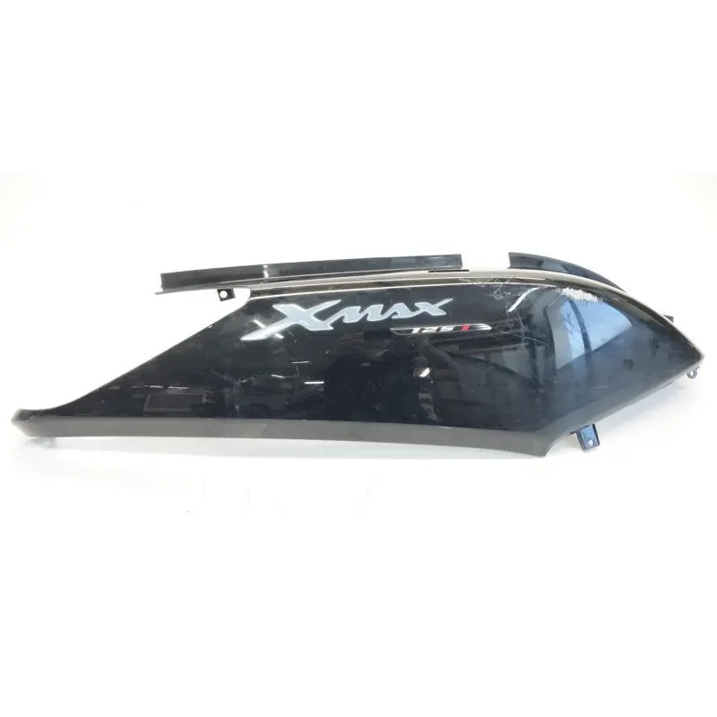 Cache carenage coque arriere droit YAMAHA YPR 125 2006-2009 XMAX