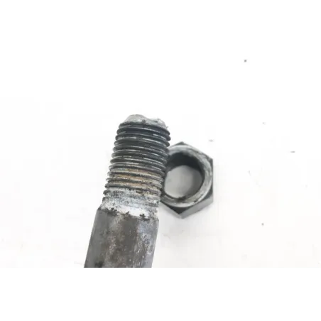 Axe de roue avant YAMAHA TW 125 2002-2006