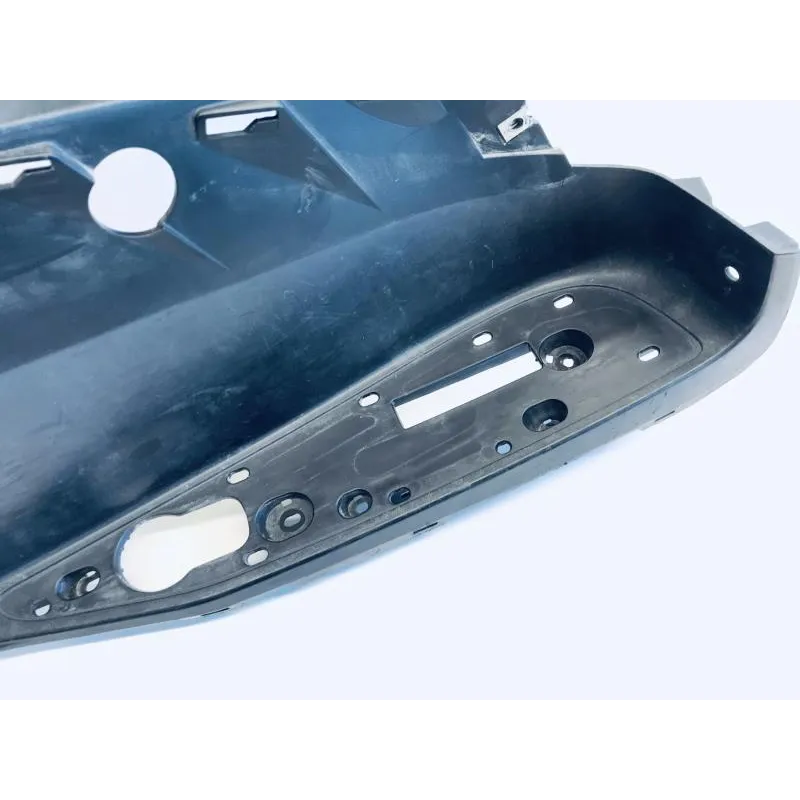 Plancher marche pied YAMAHA YPR 125 2010-2013 XMAX ABS