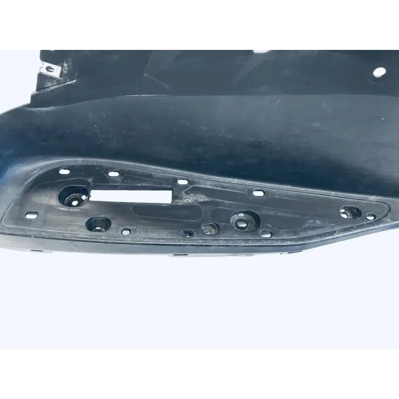 Plancher marche pied YAMAHA YPR 125 2010-2013 XMAX ABS