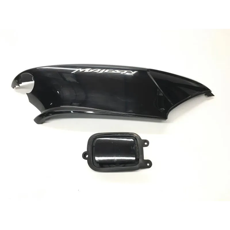 Cache carenage coque arriere droit YAMAHA YP 125 2007-2009 MAJESTY
