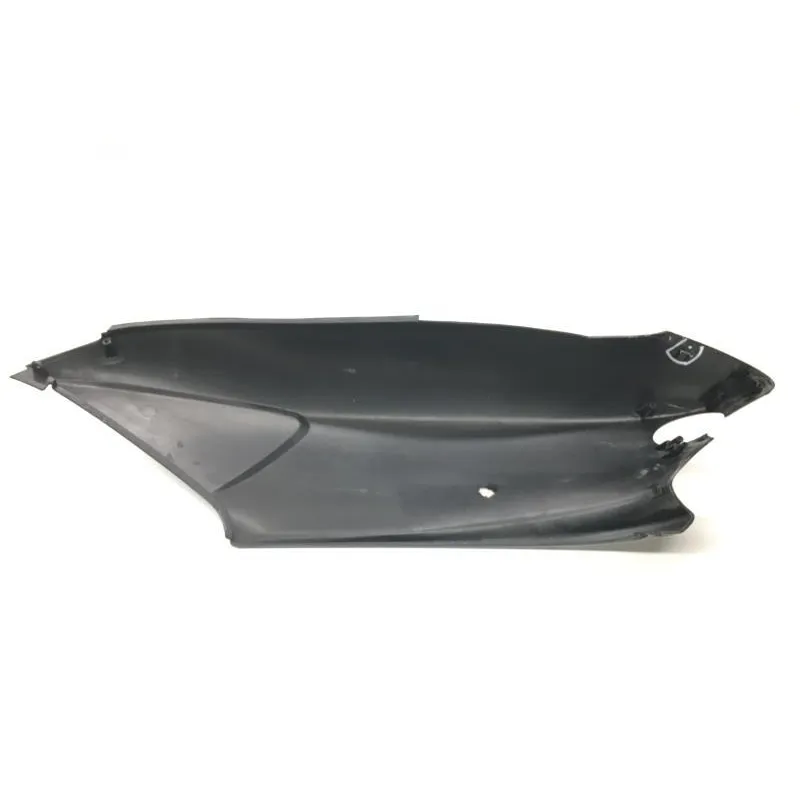 Cache carenage coque arriere droit YAMAHA YP 125 2007-2009 MAJESTY