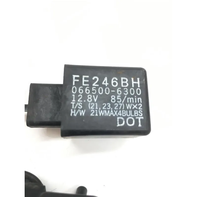 Relais boitier electrique KAWASAKI ER6 650 2006-2008 N
