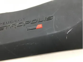 Cache carenage coque arriere droit PEUGEOT METROPOLIS 400 2017-2020