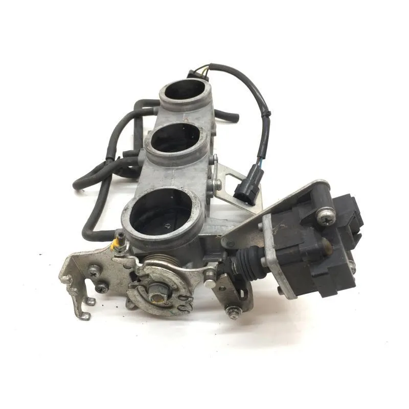 Rampe d'injection TRIUMPH SPEED TRIPLE 1050 2005-2007