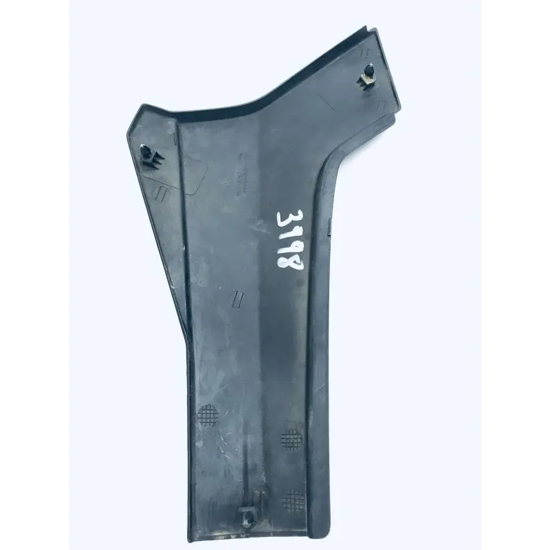Cache carenage sous selle droit HONDA VF 400 F 1983-1984