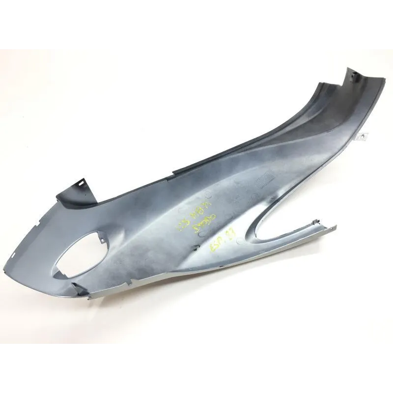 Cache carenage coque arriere gauche YAMAHA XN 125 2000-2005 TEO'S