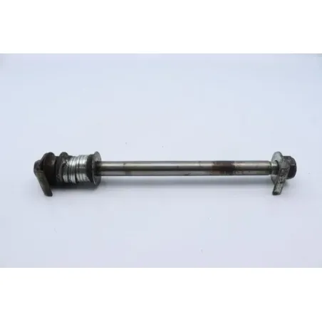 Axe de roue arriere HYOSUNG GF 125 1999 - 2003
