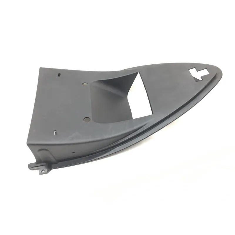 Cache carenage centrale sabot YAMAHA XQ 125 2001-2002 MAXSTER