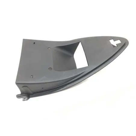 Cache carenage centrale sabot YAMAHA XQ 125 2001-2002 MAXSTER