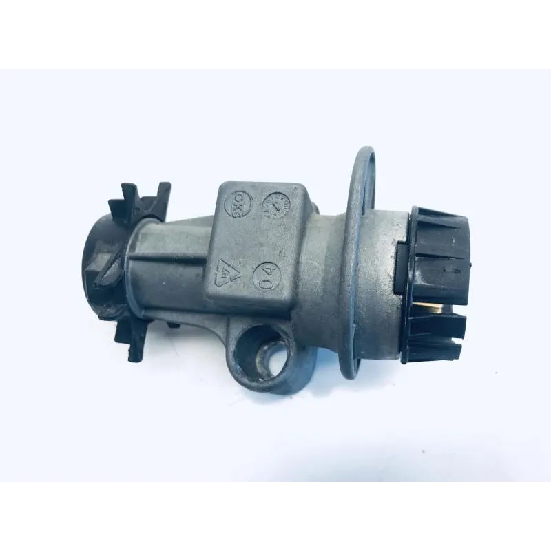 Jeu de serrure contacteur a cle PEUGEOT ELYSEO 100 1999-2002